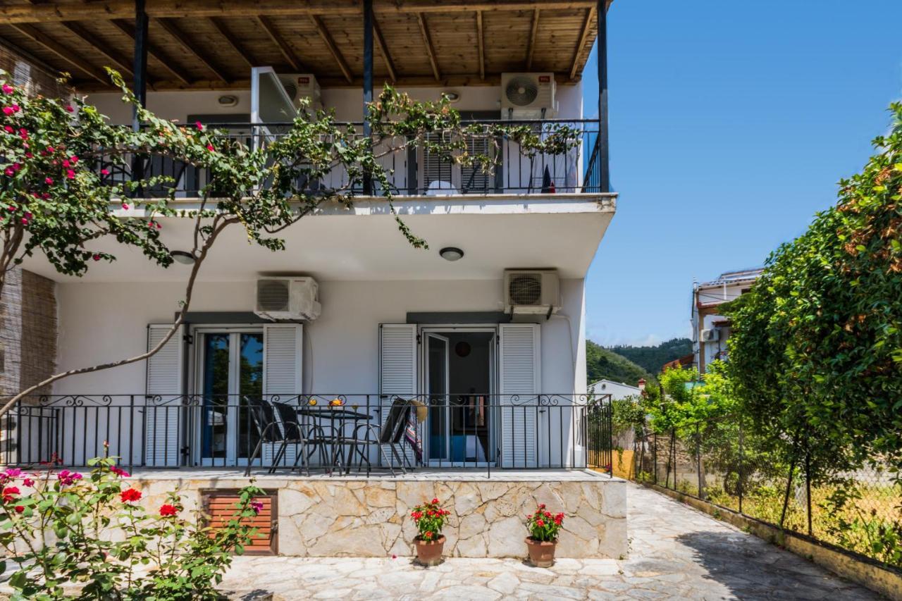 Irini Apartments And Studios Ájos Górdios Eksteriør bilde